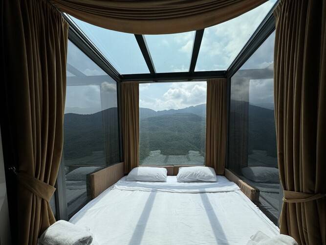 Hotel Lost In Sky