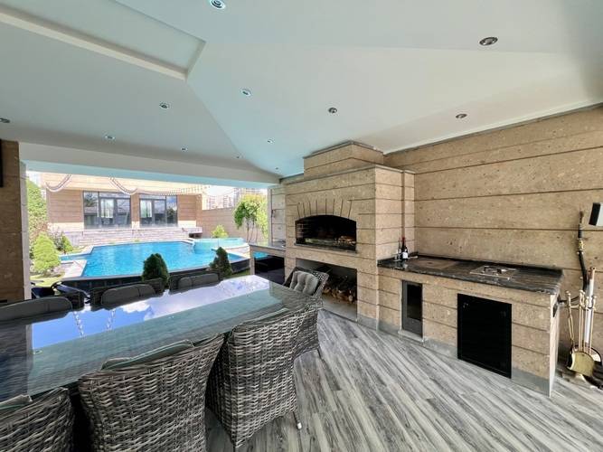 Вилла Luxury С Бассейном И Джакузи