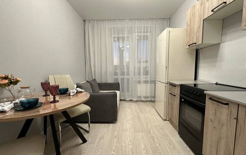 Compass (Компасс) На Улице Кармацкого 11