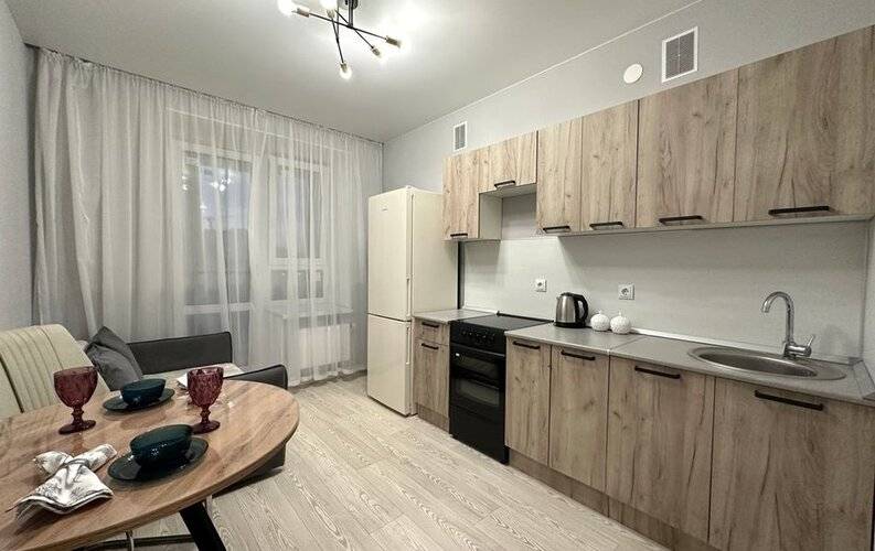 Compass (Компасс) На Улице Кармацкого 11