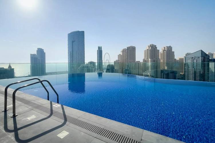 Perfect Studio At Marina Star With City View