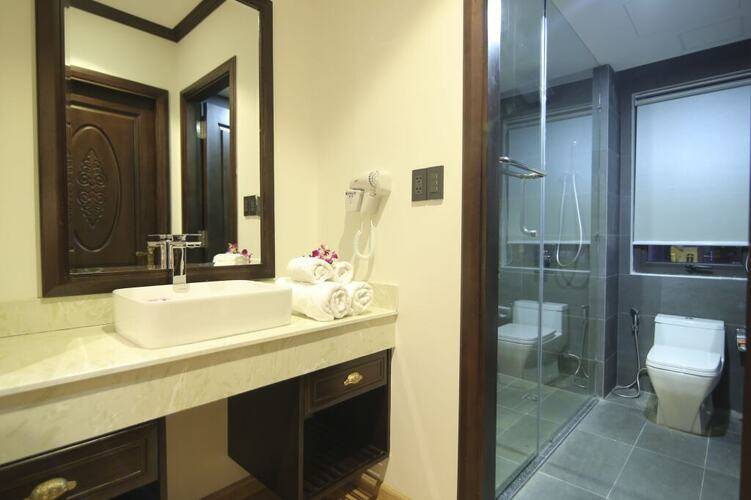 Palazzo Luxury Hotel