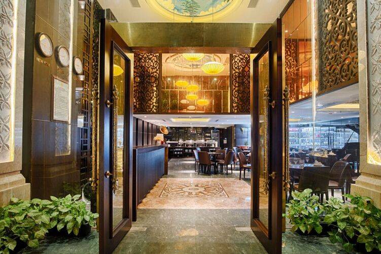 Palazzo Luxury Hotel