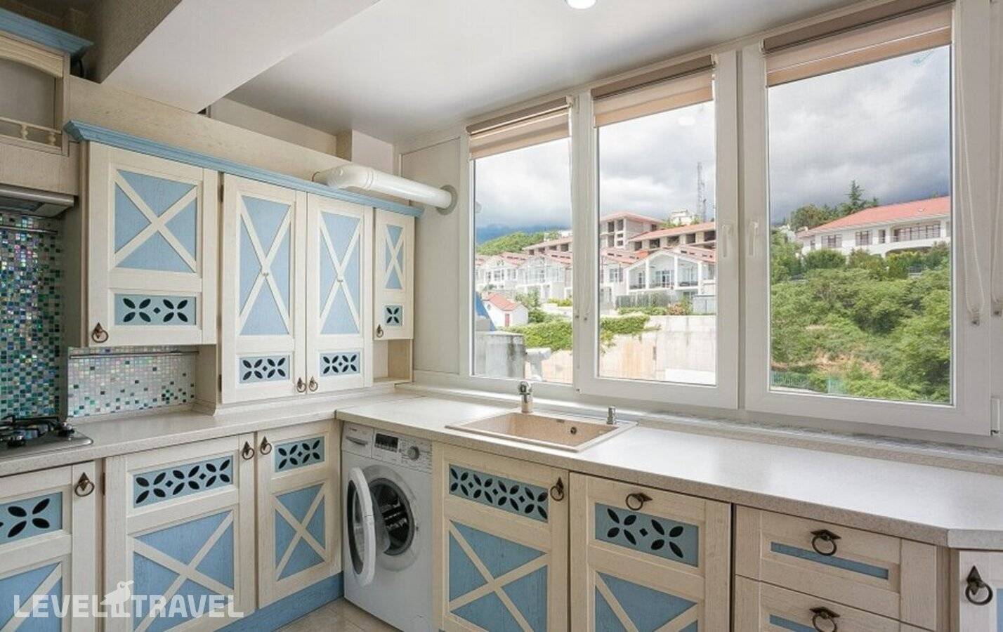 фотографии отеля Шато Ришелье Апартаменты в Россия(Гурзуф) - фото №12