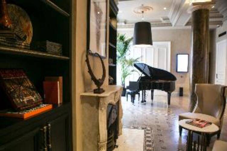 The House Hotel Karakoy