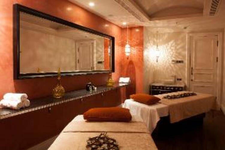 The House Hotel Karakoy