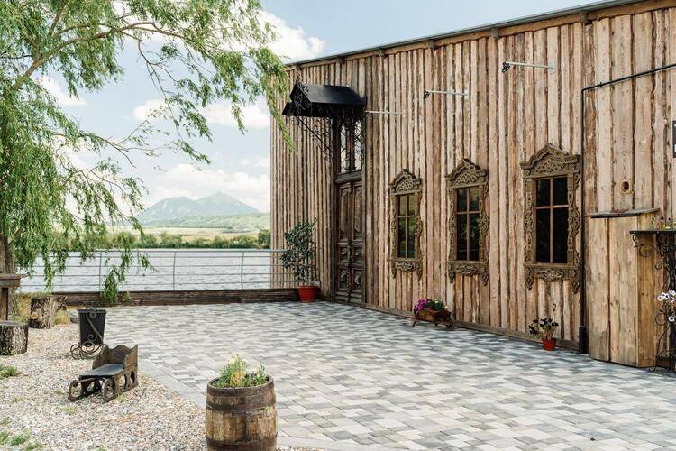 Калон Брион