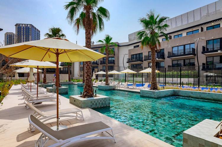 Oakley Square 1br With Maid's Room