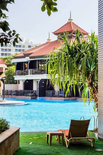 Royal Amwaj Anantaro Private Beach Lagoon Pool