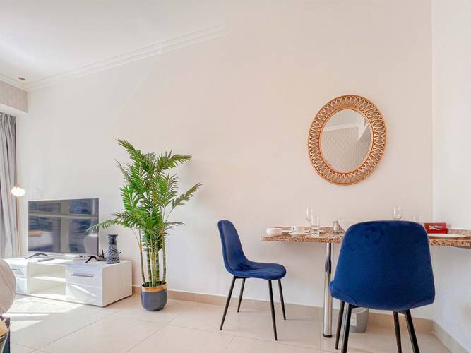 Cosmos Living Elegant Studio Near Dubai Marina