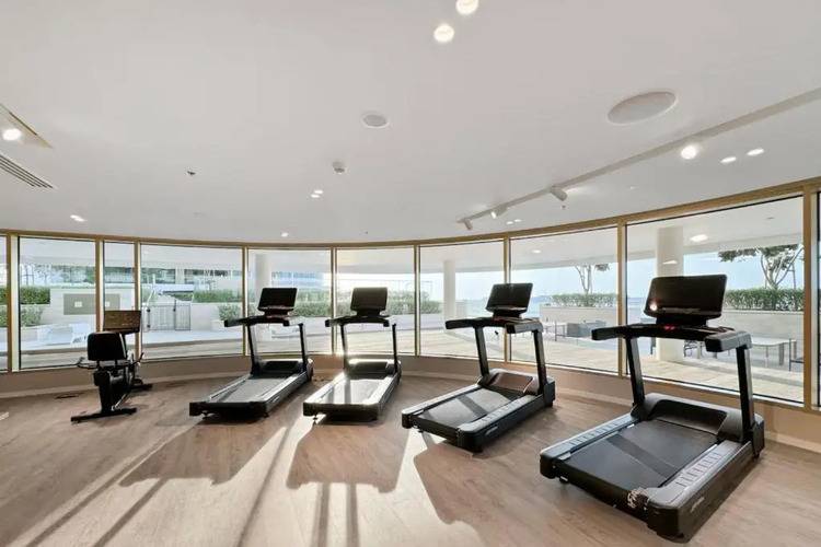 Keyrock Palm View Pool & Gym Access