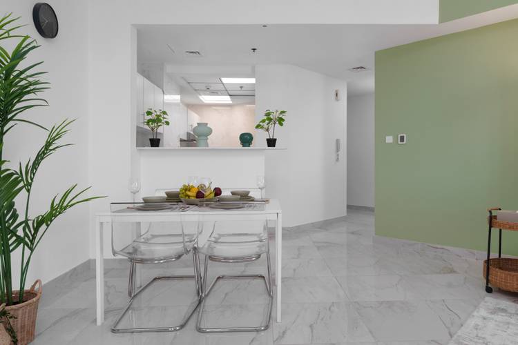 Unique & Stylish High Floor Close To Marine Club