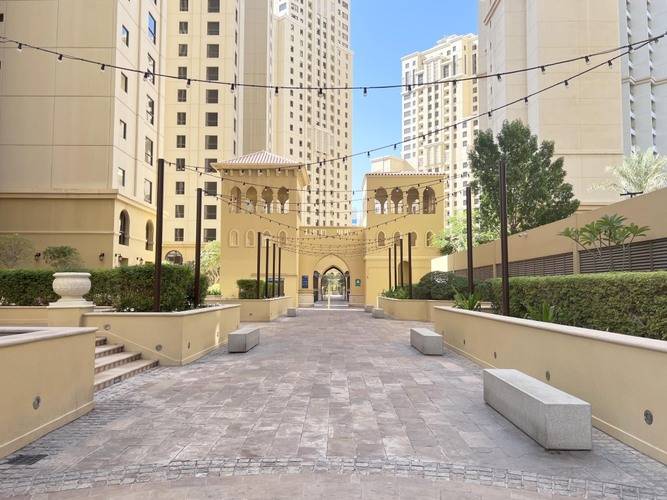 Gma Amwaj 2br Sea View High Floor