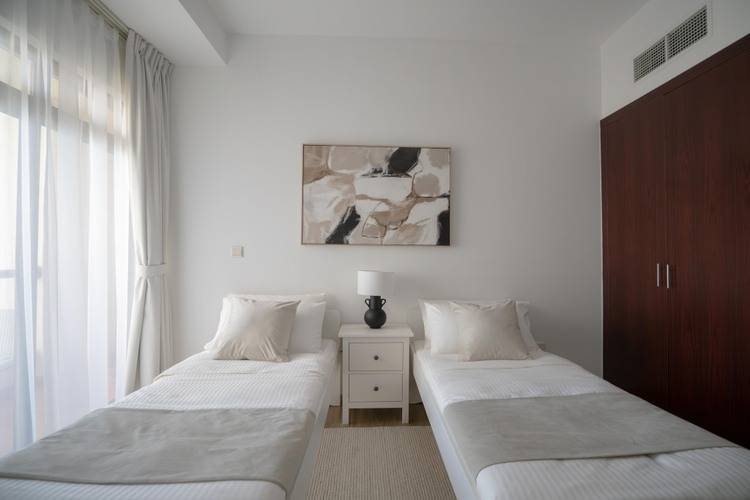 Gma Amwaj 2br Sea View High Floor