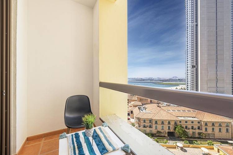 Sound Of The Waves In Jbr