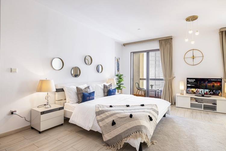 Sound Of The Waves In Jbr