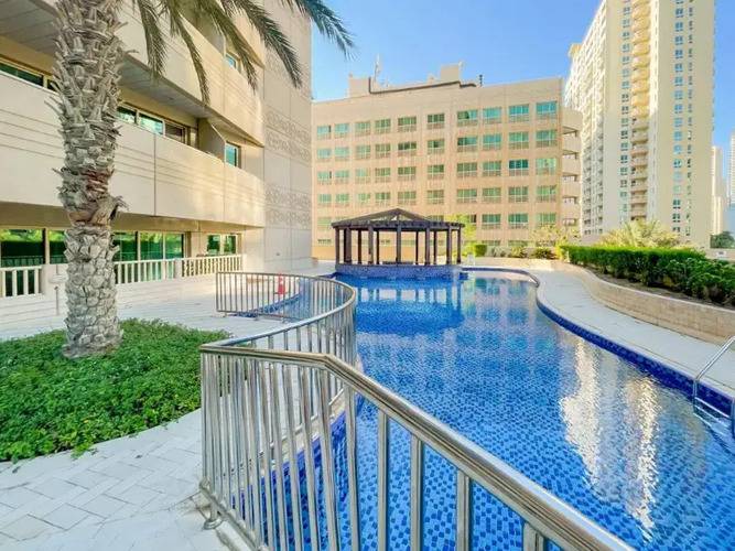 Luxury 1 Bedroom On Marina Walk