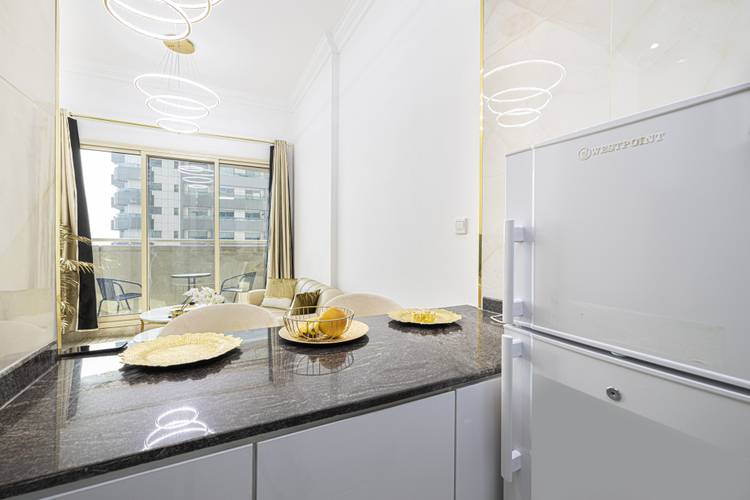 Luxury 1 Bedroom On Marina Walk