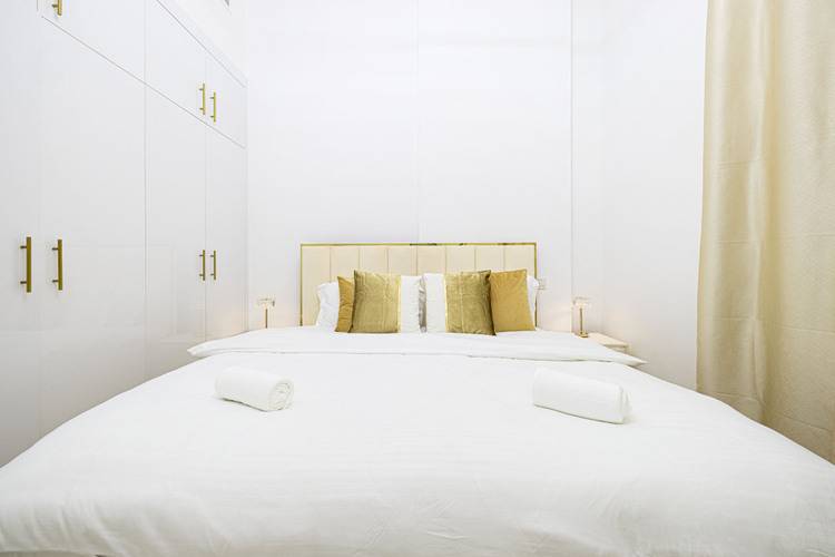 Luxury 1 Bedroom On Marina Walk