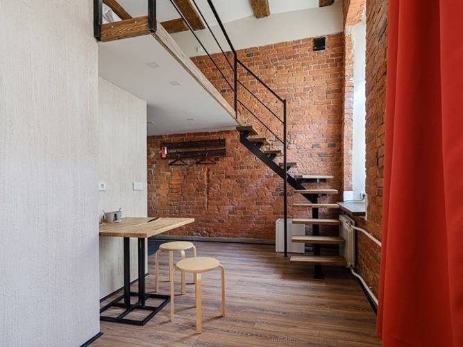 Бронза На Адмиралтейской Набережной 10