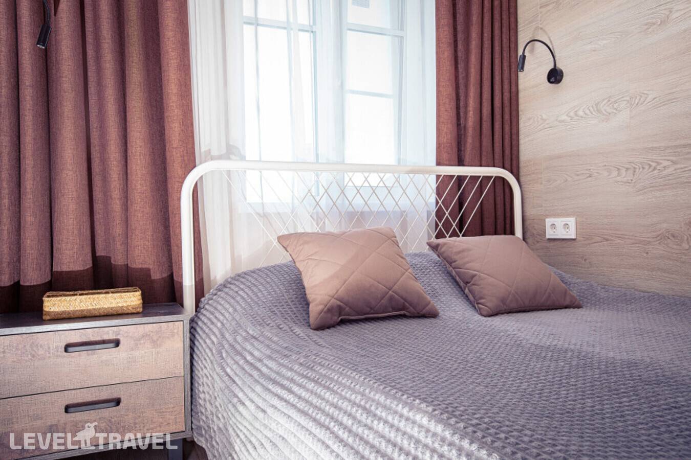 Отель Floris (Флорис) На Коломенской 7 — Центральный район, Россия