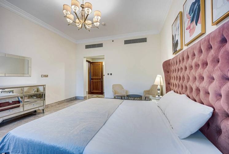 Fairmont South Residence