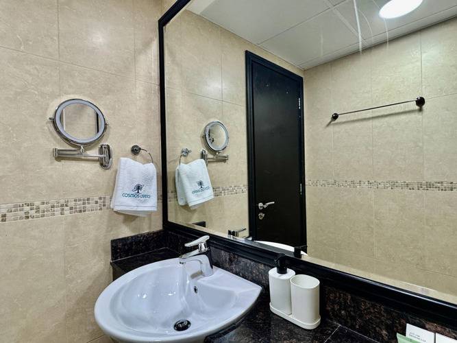 Cosmos Living Majestic Studio Gcv2