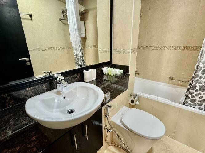 Cosmos Living Majestic Studio Gcv2