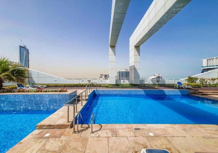 Cosmos Living Majestic Studio Gcv2