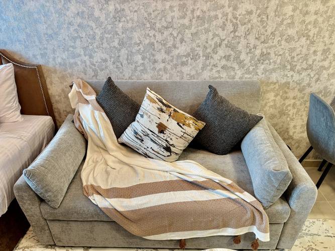 Cosmos Living Majestic Studio Gcv2