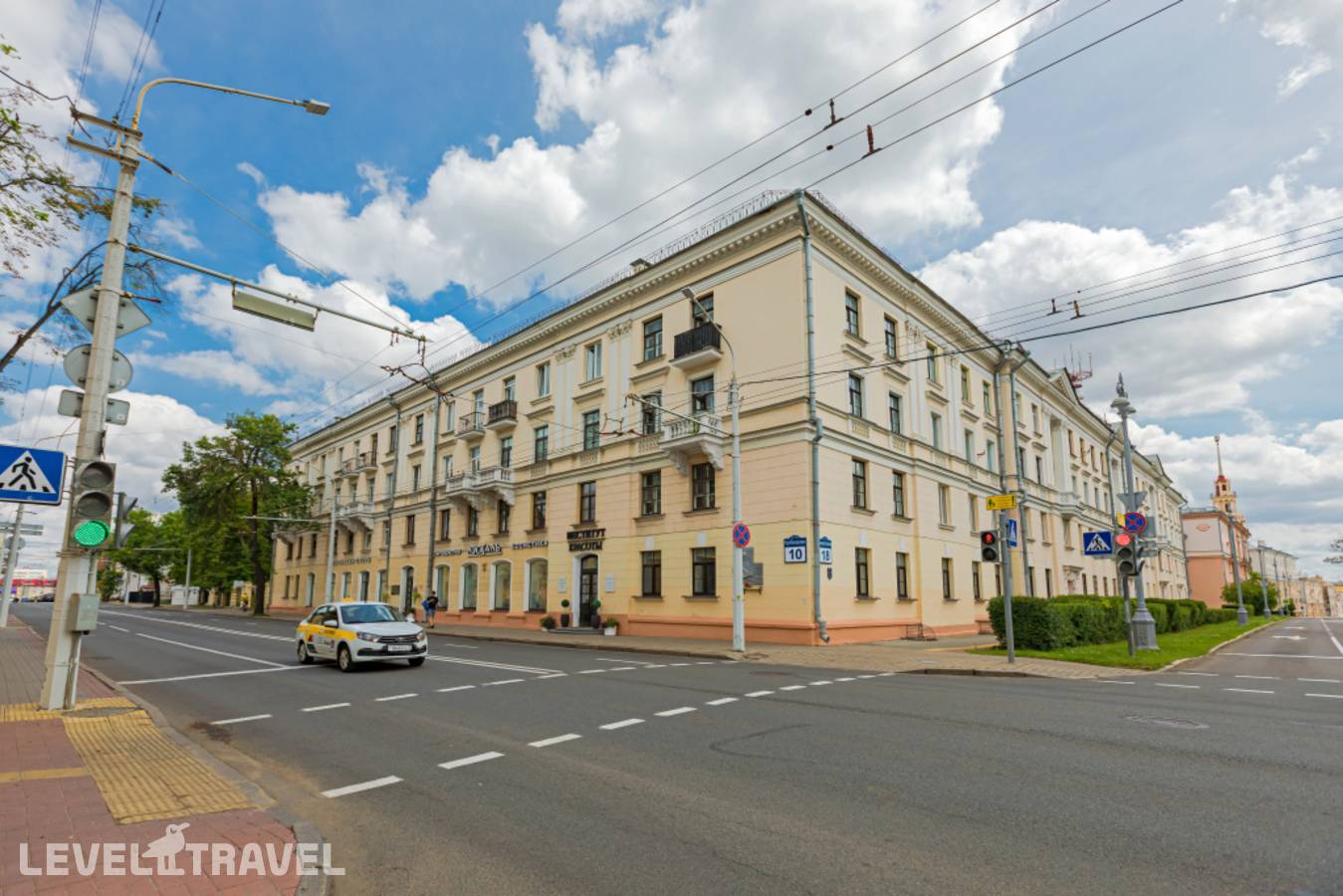 Отель Квартира Рядом С Поющими Фонтанами — Центральный район, Беларусь