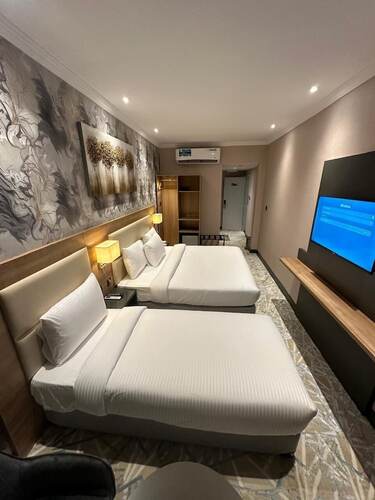 Sky Park Hotel Deira