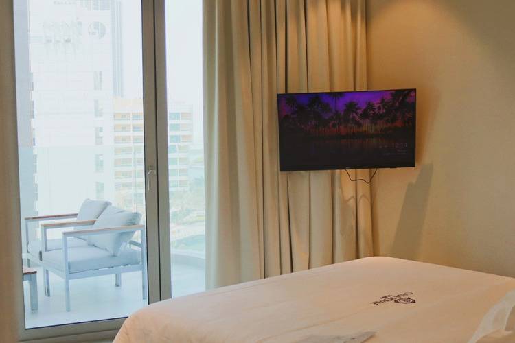 Casa Royale Vacation Homes 1br With Full Marina View