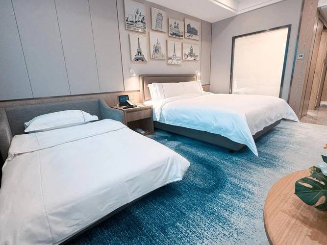 China Mayors Plaza Hotel