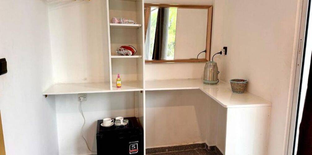 Sands Garden Thoddoo Guesthouse