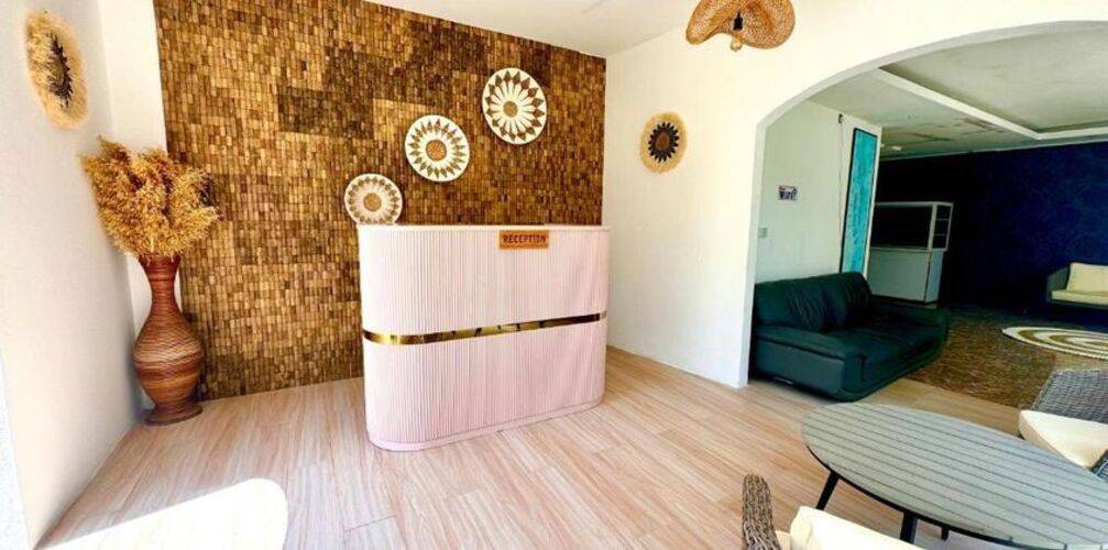 Sands Garden Thoddoo Guesthouse