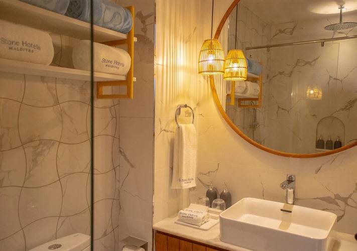 Stone Beach Club Dhiffushi Guesthouse