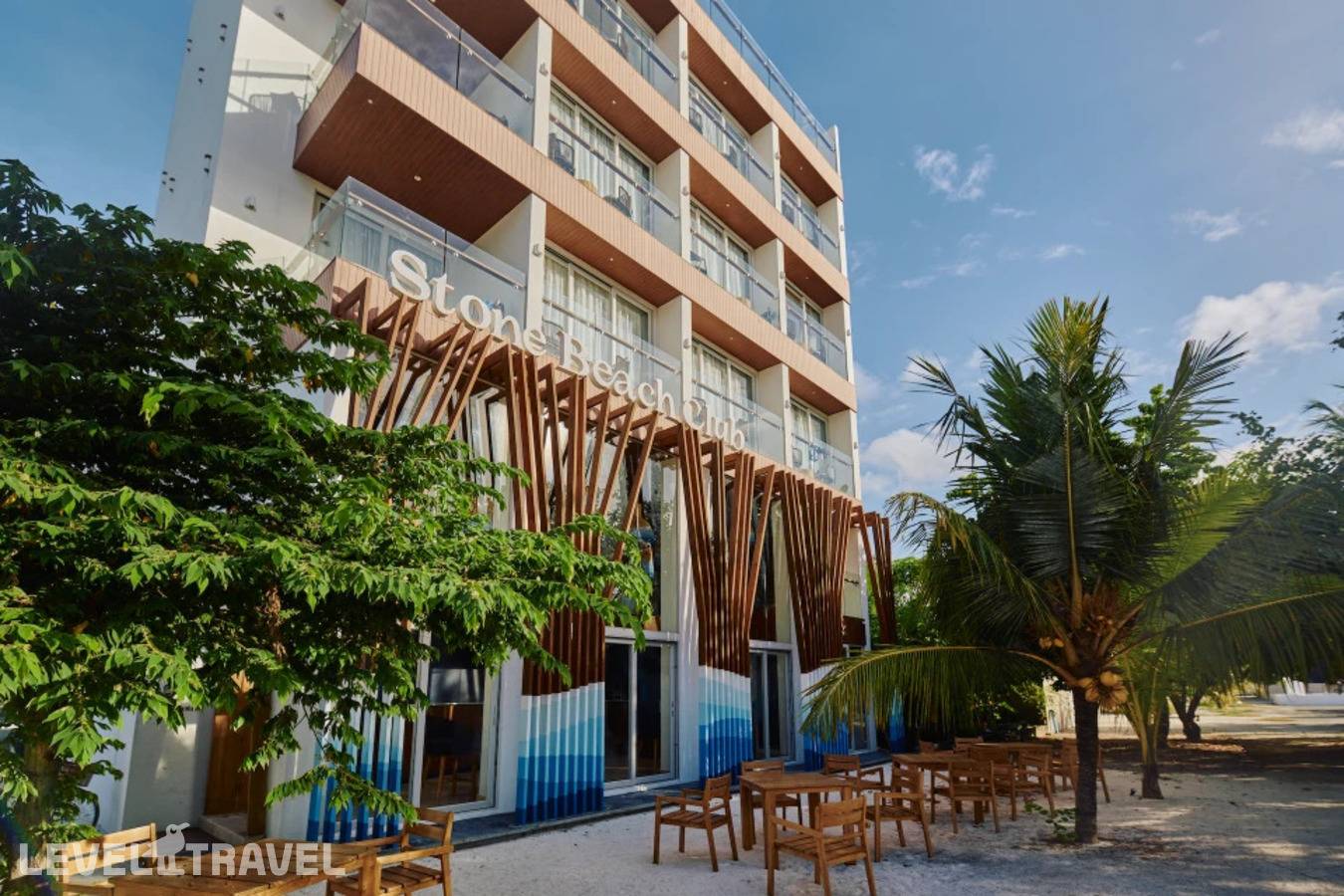 Stone Beach Club Dhiffushi Guesthouse — фото 1
