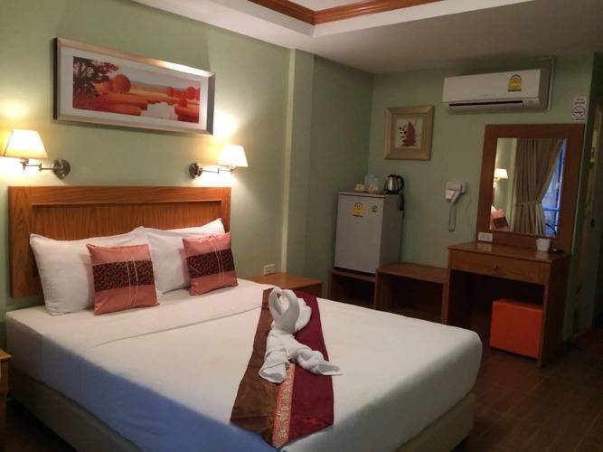 Chilli Hotel & Restaurant