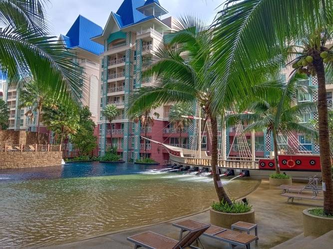 Grande Caribbean Condo