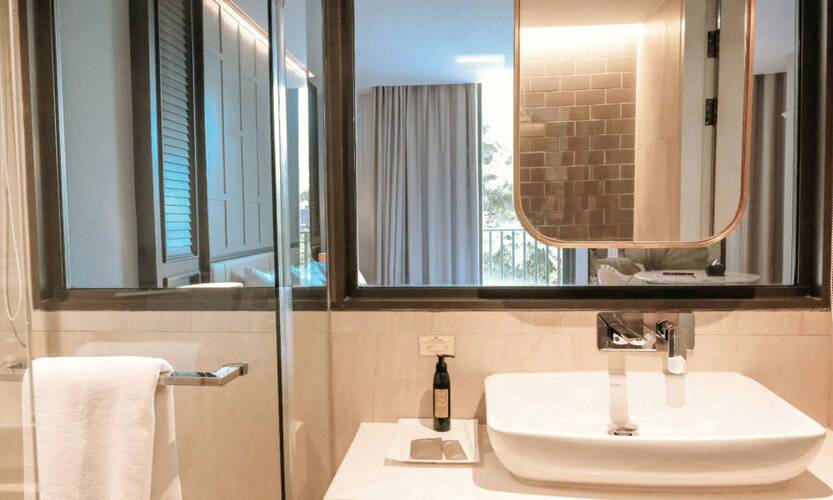 The Quarter Ploenchit By Uhg