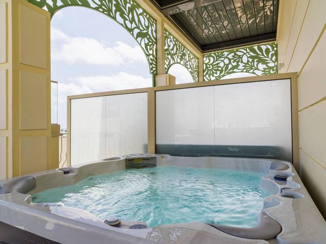 Leonardo Boutique Hotel Larnaca