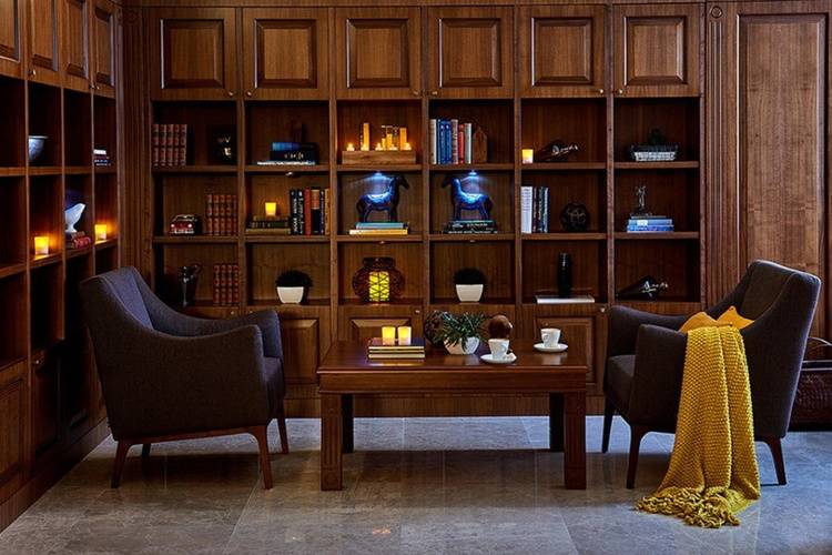 Renata Suites Hotel