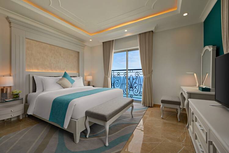 Mercure Nha Trang Beach