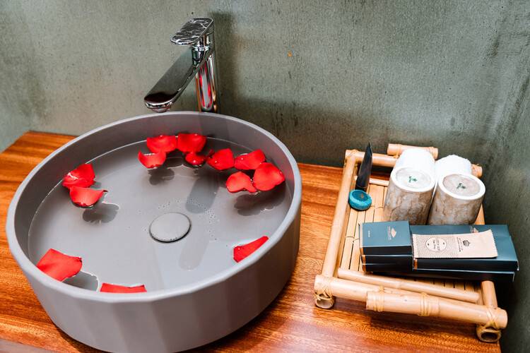 Pandora Sandhill Mui Ne & Beach Side Retreat Resort