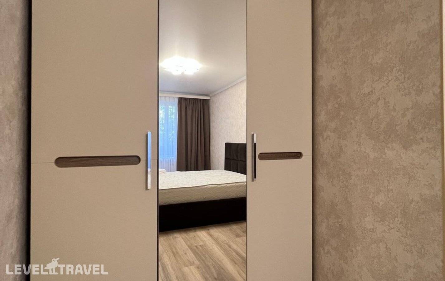 фотографии отеля Юрий Лк На Губина 11 Апартаменты в Россия(Кисловодск) - фото №9