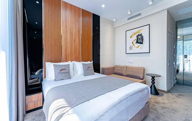 Мондриан Гостевой Дом