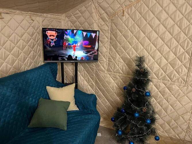 Наедине