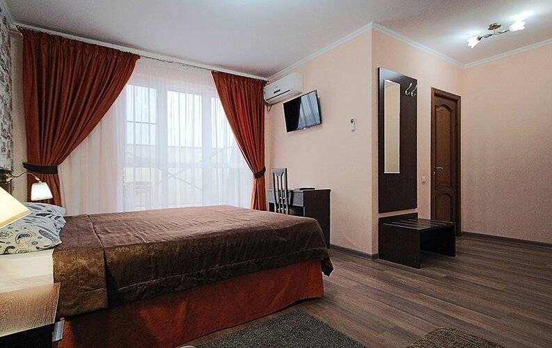 Семь Морей Отель