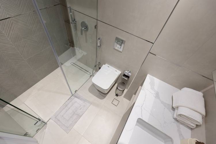 Spacious Studio Westwood